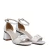 Дамски елегантни сандали със затворена пета в бял цвят 21211-2
