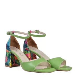 Зелени дамски елегантни сандали с цветен ток 21225...