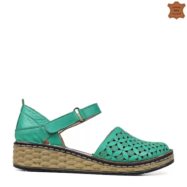 Дамски летни обувки със затворени пръсти и пета в зелено 21273-3