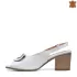 Бели елегантни дамски сандали от естествена кожа 21301-2