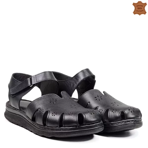 Черни дамски равни сандали със затворени пръсти 21400-1