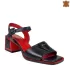 Кожени дамски елегантни сандали в черно и червено 21430-2