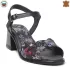Български дамски сандали с ток от черна кожа на цветя 24165-1
