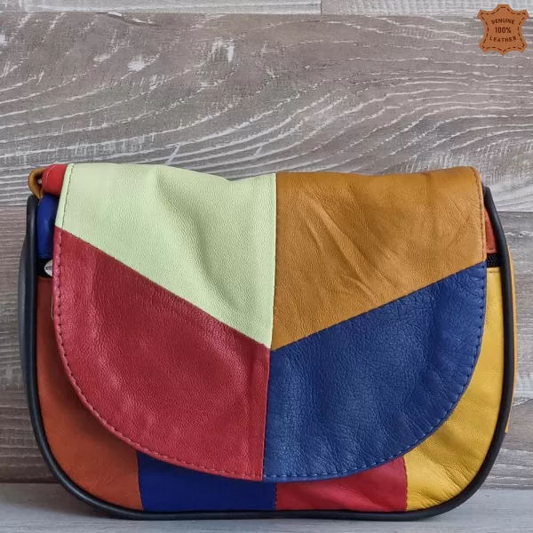 Малка кожена дамска чанта в светли пастелни цветове 73055-13