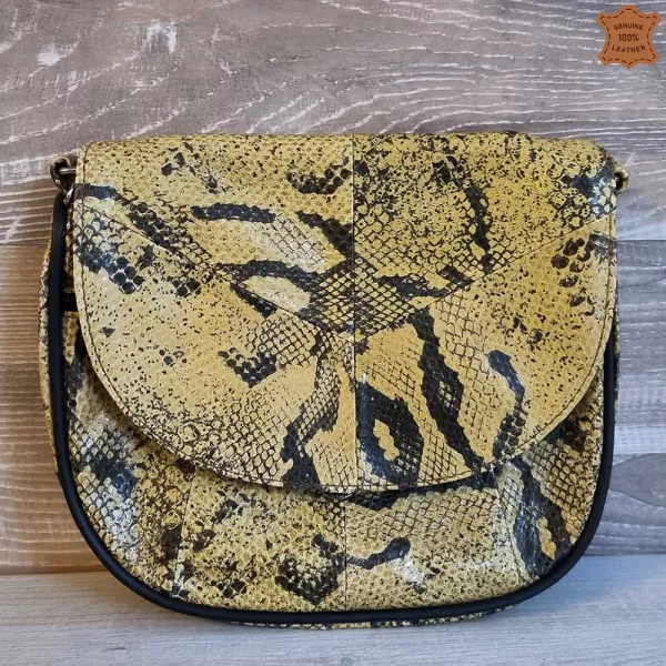 Малка дамска чанта от естествена кожа в жълто 73055-31