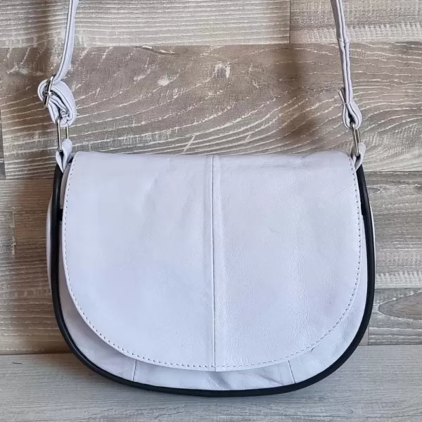 Малка лилава дамска чанта от естествена кожа 73055-23
