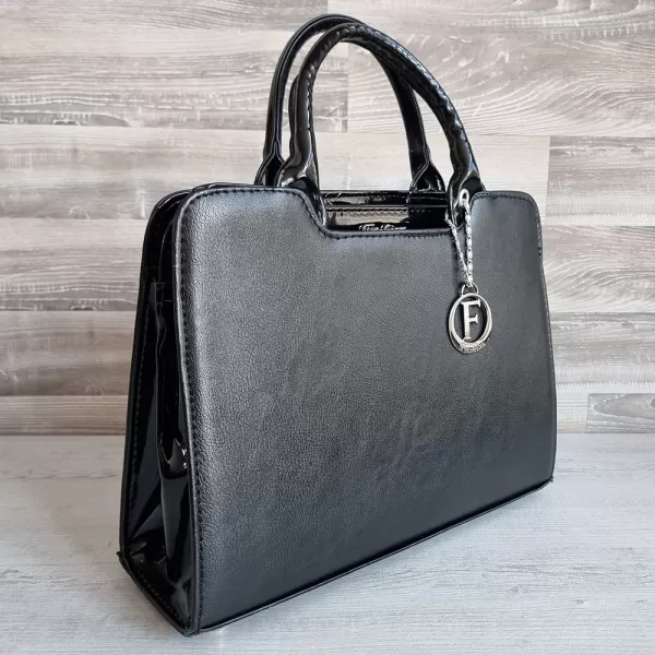 Елегантна дамска чанта в черен цвят 73097-2