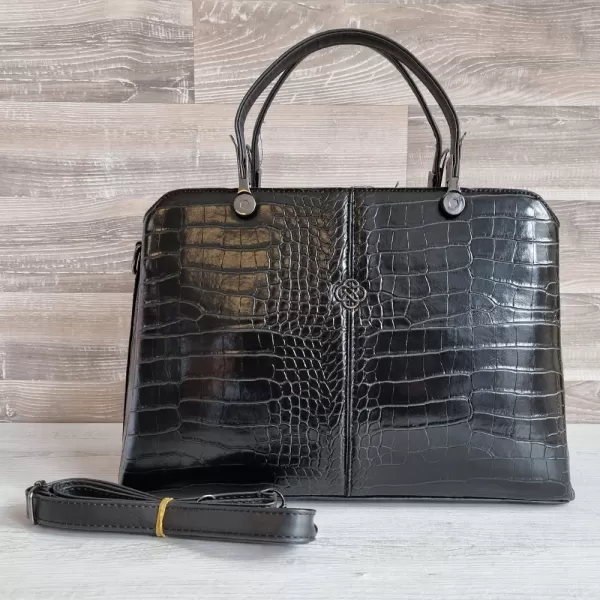 Елегантна дамска чанта от ефектна кожа в черно 73101-1