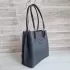 Ежедневна черна дамска чанта с метален аксесоар 75071-11