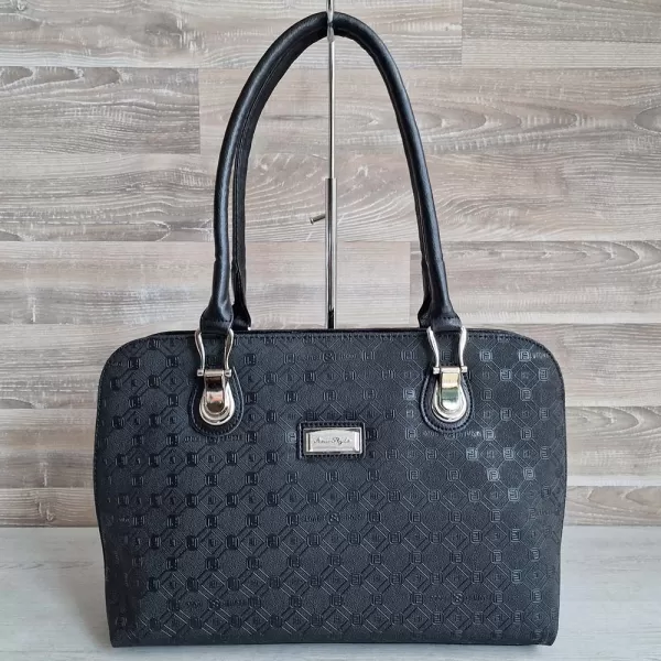Черна дамска чанта с модерен принт 75072-6