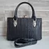 Черна официална дамска чанта от бляскав текстил и лак 75074-1