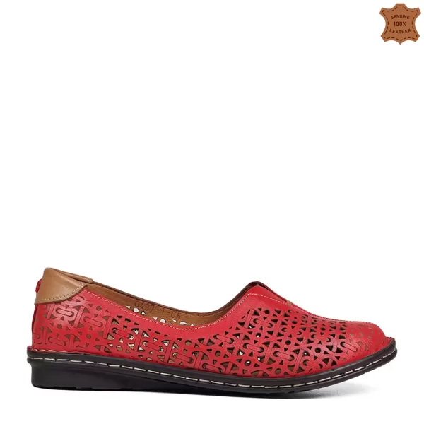 Дамски пролетно летни обувки в червен цвят с перфорация 21260-3