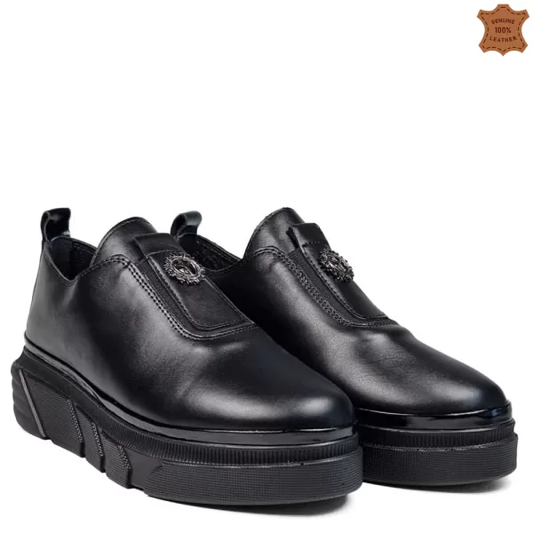 Черни дамски кожени обувки с равна платформа 21456-1