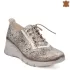 Бежови дамски обувки от красива кожа на средна платформа 21465-3