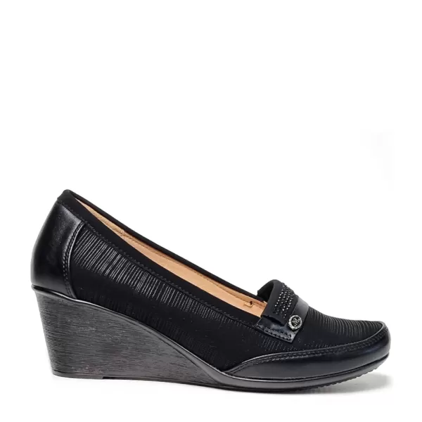 Дамски ежедневни обувки с деколте в черно 24032-1