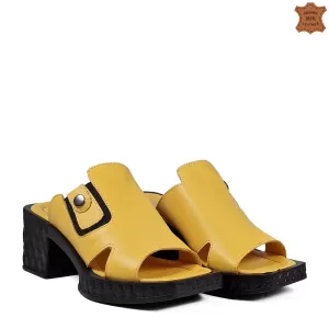 Жълти летни дамски чехли от естествена кожа с широк ток 21266-2