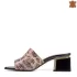 Цветни елегантни дамски чехли от ефектна кожа с ток 21385-2