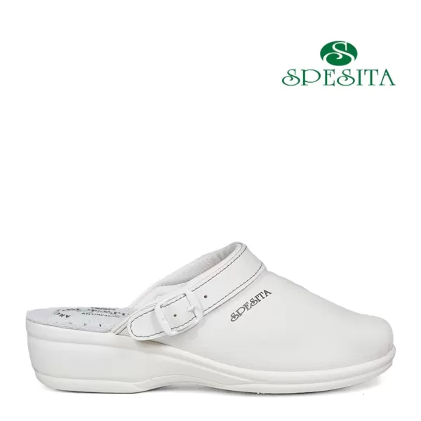 Дамски медицински чехли в бял цвят SPESITA - 24111-5