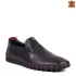 Удобни кожени мъжки летни обувки с ластици в черно 13235-1