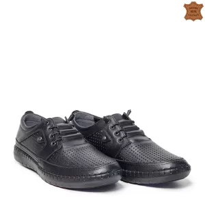 Черни мъжки летни обувки от естествена кожа с перф...