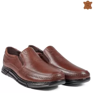 Мъжки ежедневни обувки с ластици в кафяво 13261-2...